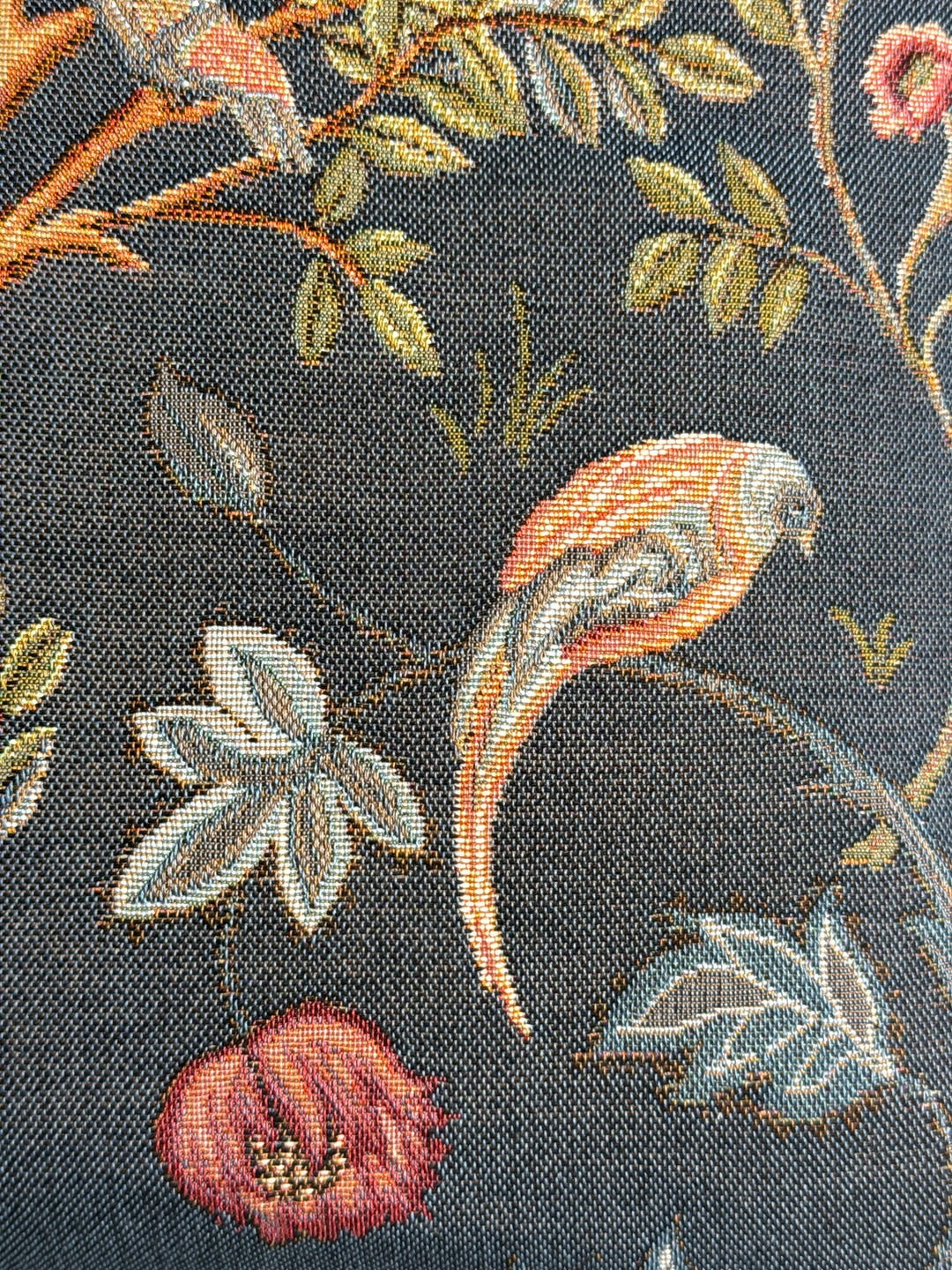 Kék párnahuzat, madarakkal és fával (jacquard szövés)