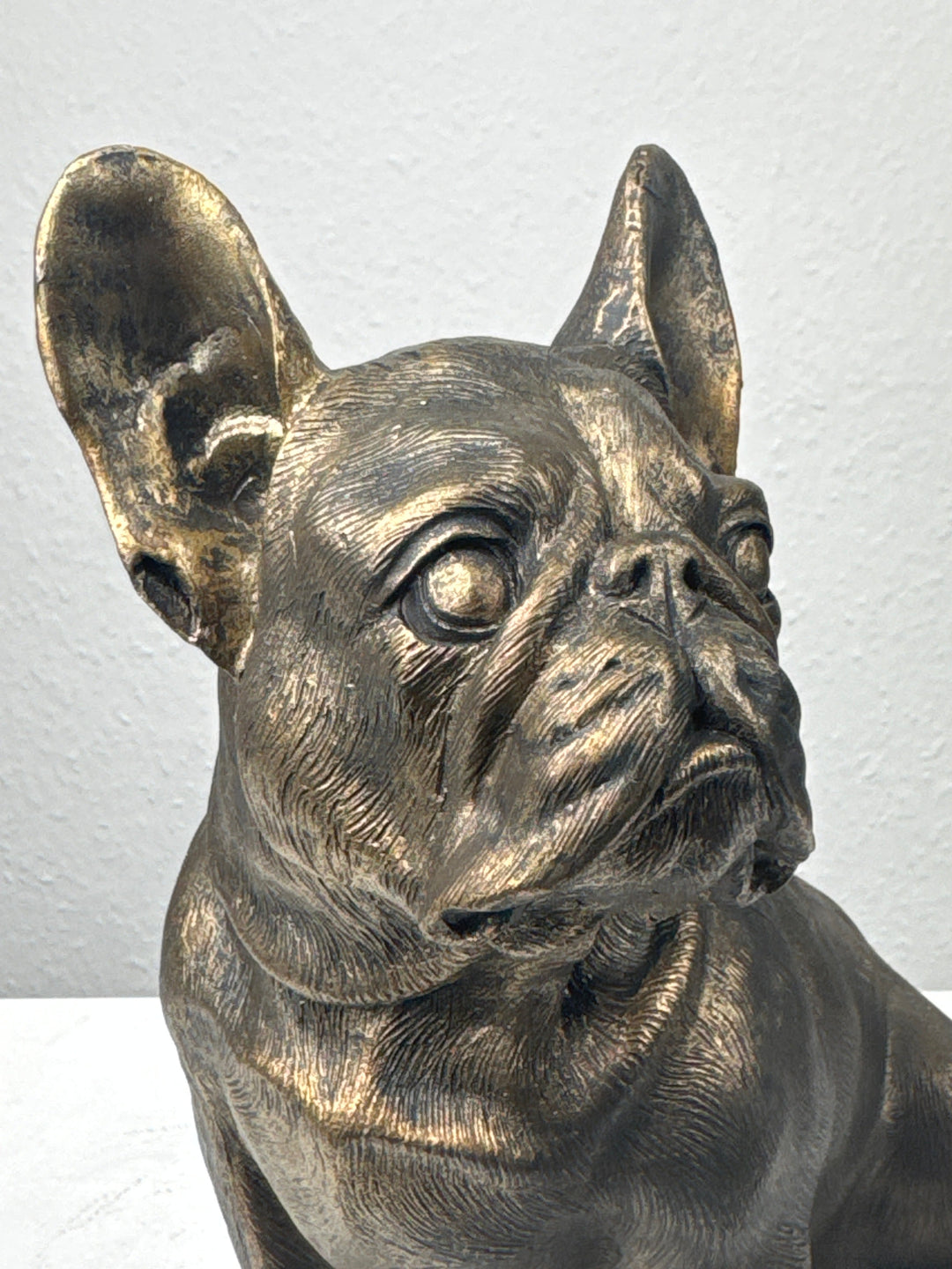 Ülő Bulldog Szobor (Bronz Hatású)