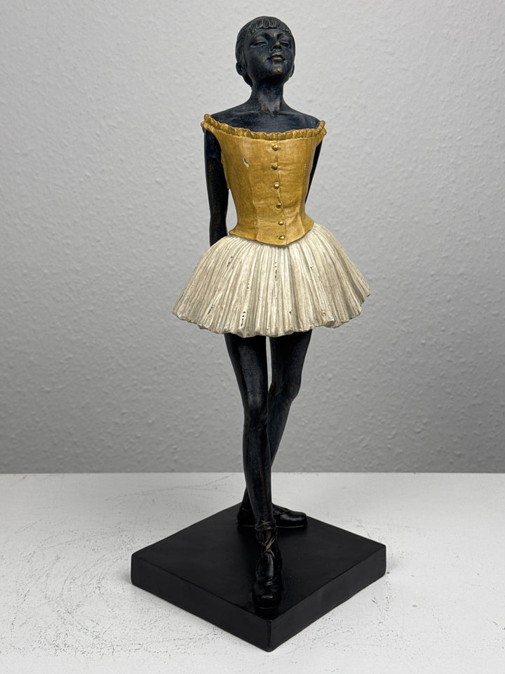 Kis Táncos Szobor (Nagy Degas szobor)