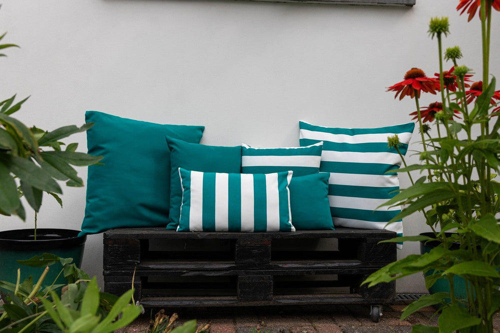 Petrolzöld Kültéri Párna Függőleges Csíkokkal (klub stílus)