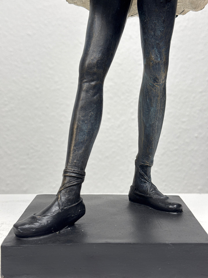 Kis Táncos Szobor (Nagy Degas szobor)