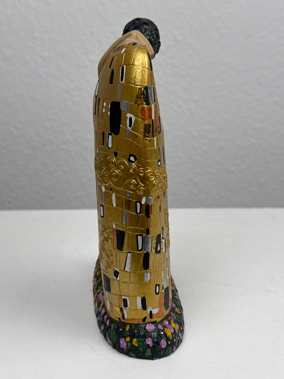 Szerelem Szobor – A csók Klimttől (Szerelmespár)