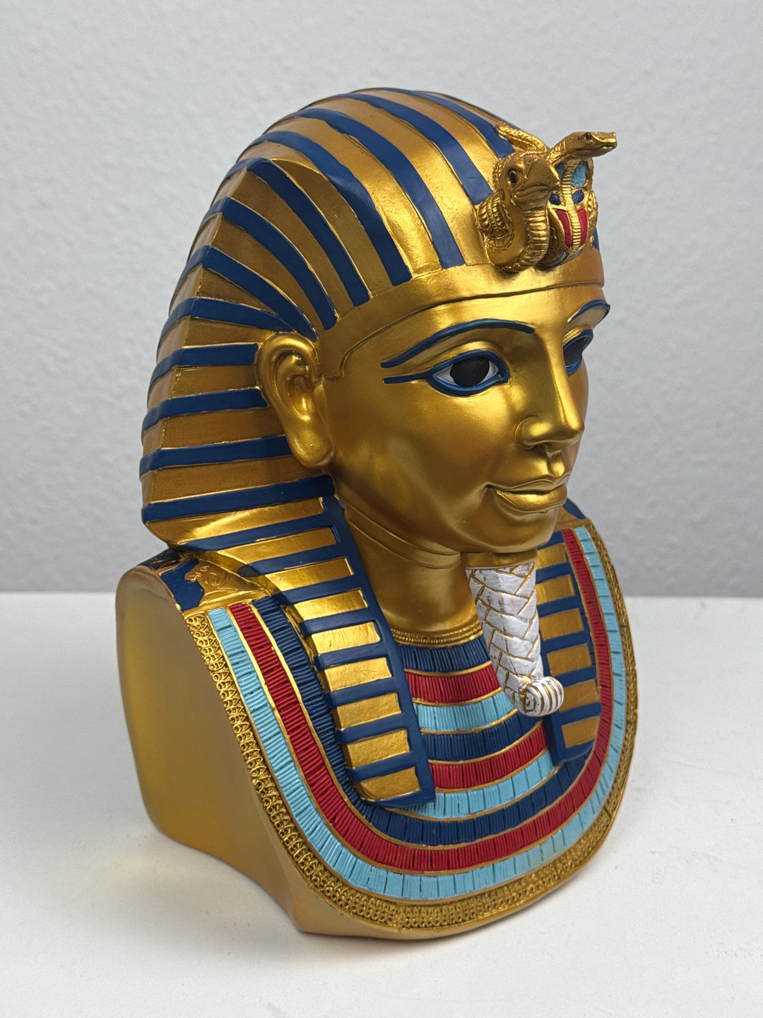 Tutanhamon Mellszobor – Egyiptomi Fáraó