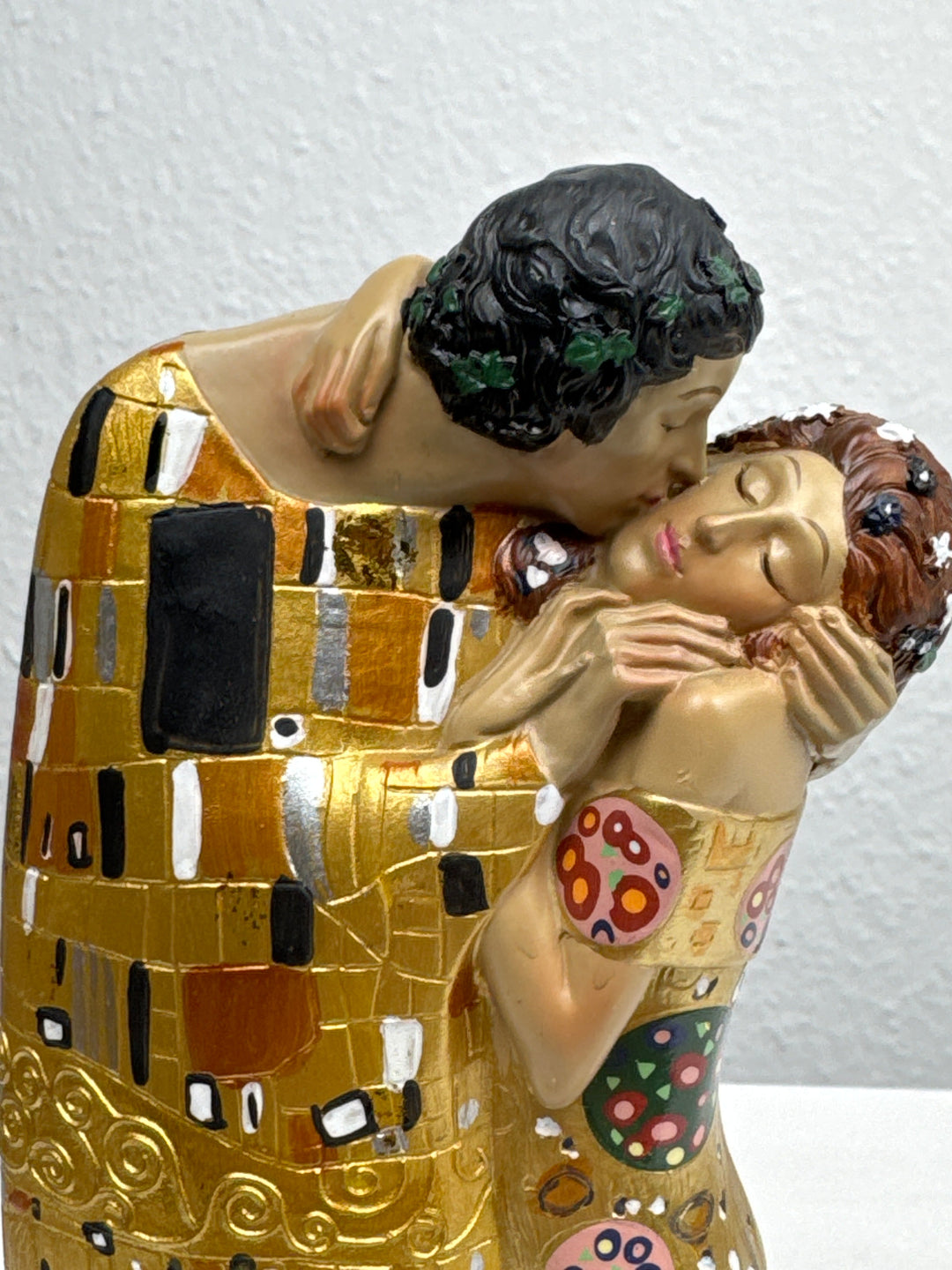 Szerelem Szobor – A csók Klimttől (Szerelmespár)
