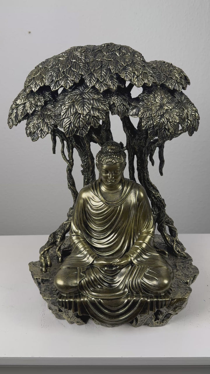 Buddha Szobor a Bodhi-Fa Alatt (Bronz Hatású)
