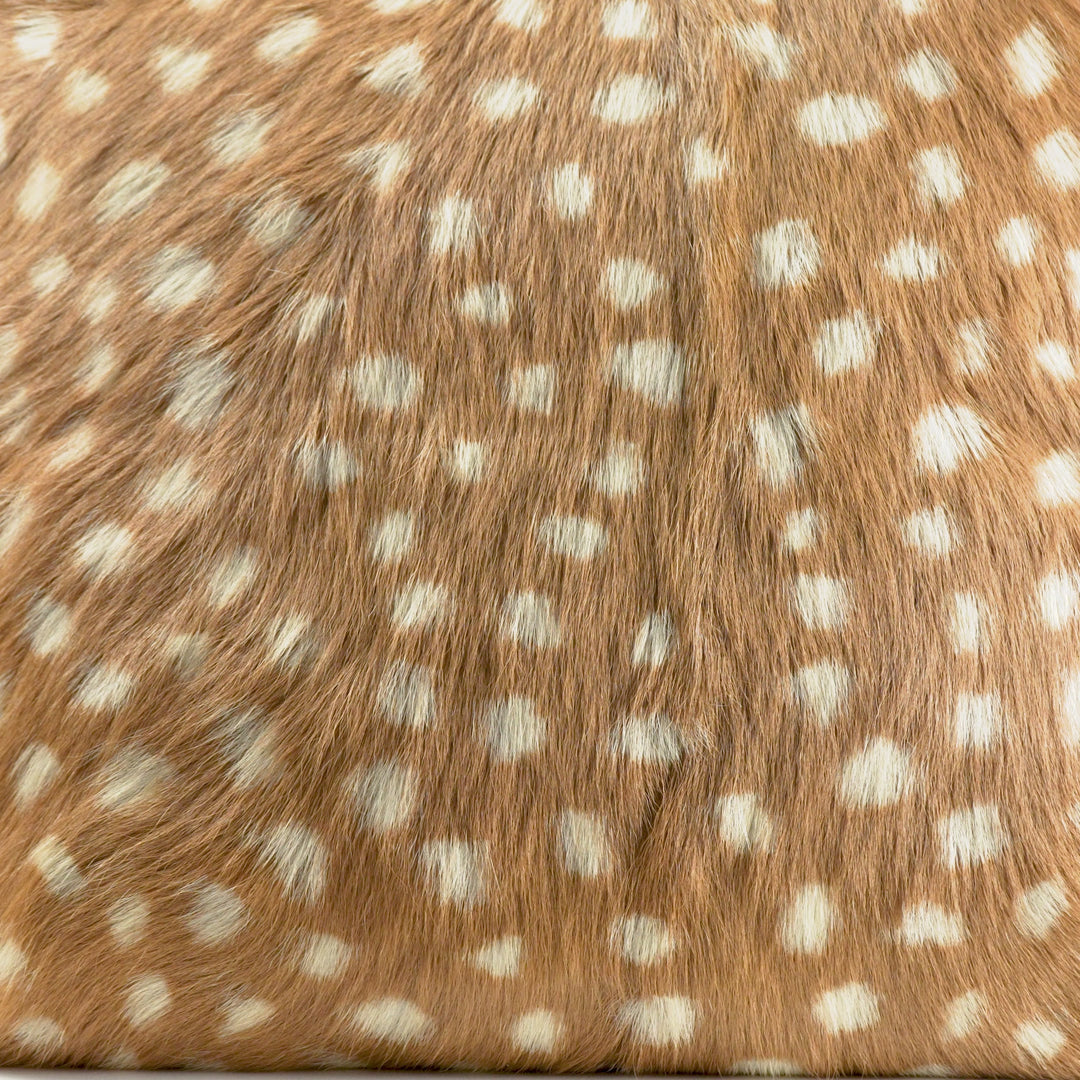 Barna Pöttyös Szarvas Szőrme Díszpárna (Capra aegagrus hircus)