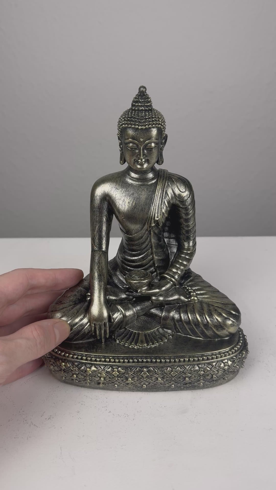 Meditáló Buddha Szobor (Bronz Hatású)