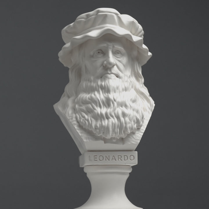 Leonardo da Vinci mellszobor – A reneszánsz mestere (fehér)